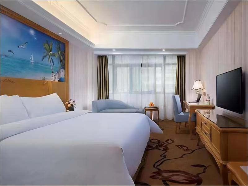 Vienna International Hotel Fenghua Zhongshan Road מראה חיצוני תמונה