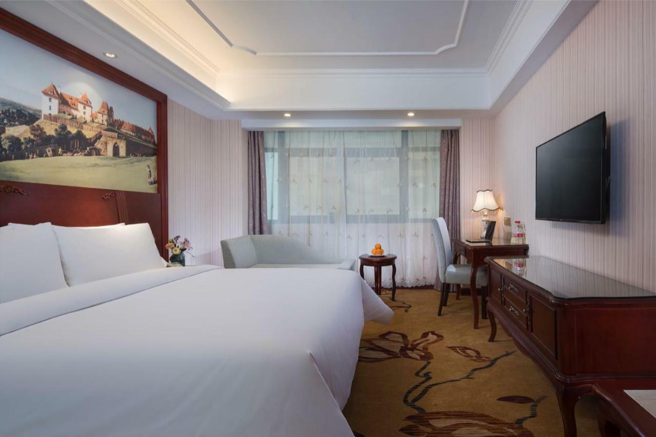 Vienna International Hotel Fenghua Zhongshan Road מראה חיצוני תמונה